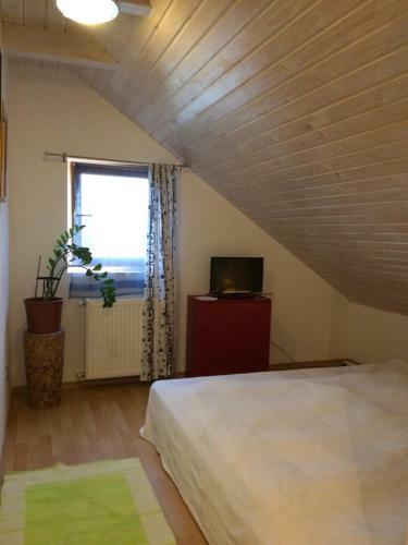 Marton H�z
