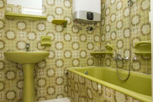 Holiday Home In Balatonkeresztur 19516
