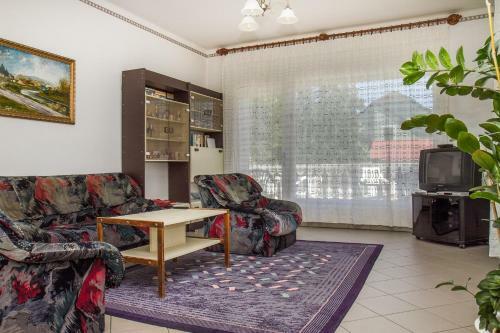 Holiday Home In Balatonkeresztur 19516