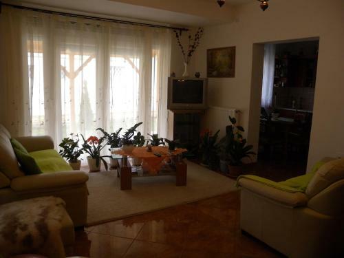 Three-bedroom Apartment In Balatonlelle I