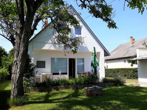 Aranyharmat Apartman