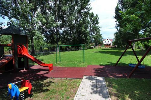 Hostal Geszteny�s Vend�gh�z