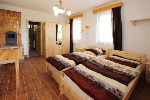 Hostal Geszteny�s Vend�gh�z