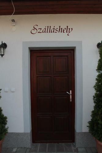 Posada Szent Anna Fogad�