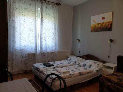 Hostal Fert?di K�ria Vend�gh�z