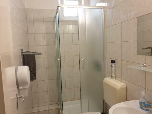 Hostal Fert?di K�ria Vend�gh�z