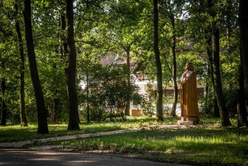 Hostal Zseri Vad�szh�z