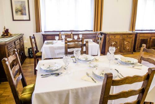 Hostal Zseri Vad�szh�z