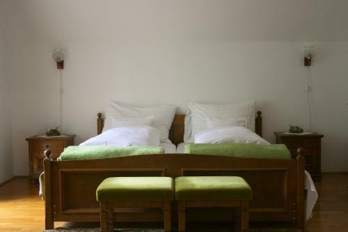 Hostal Zseri Vad�szh�z
