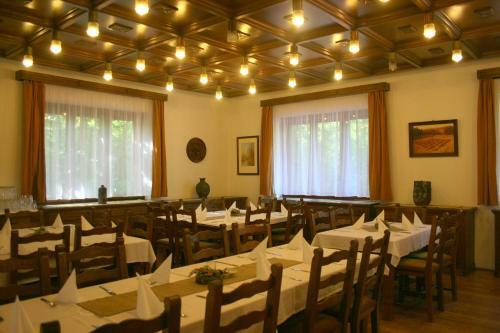 Hostal Zseri Vad�szh�z