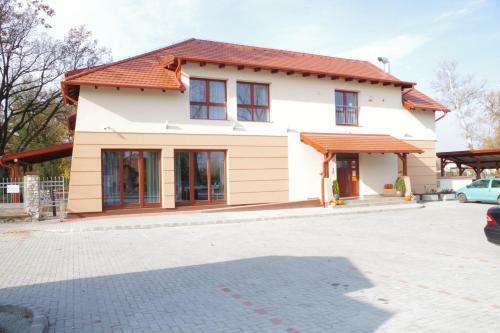 Bed & Breakfast T�lgyfa Fogad�