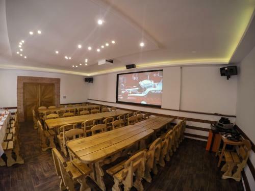 Hostal Buz�s Pince Vend�gh�z