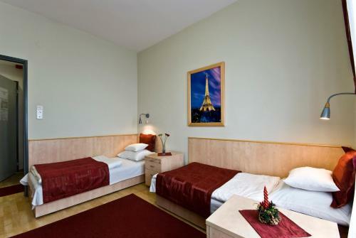 Hotel Kerpely