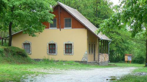 Hostal V�rv�lgy Sz�ll�shely