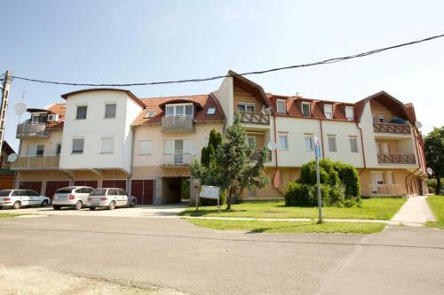 Zoli Apartmanok-betty K�lcsey 32