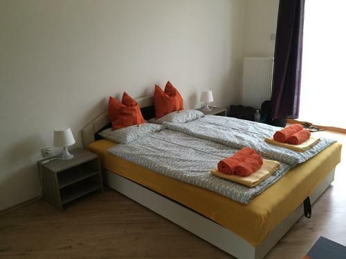 Tiborc Apartmanok