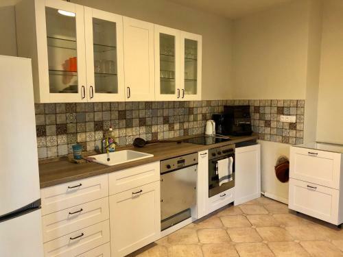 Hostal Guest House Atrium Vend�gh�z