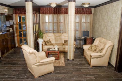Corvina Hotel-restaurant