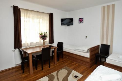 Hostal Hegyalja Vend�gh�z