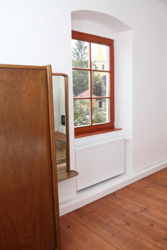 Hostal Az �reg Parokia B&B