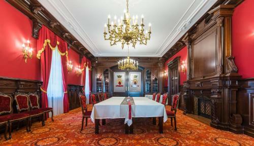 Hotel Forg�ch Kast�ly
