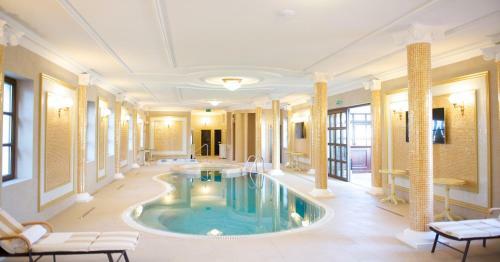 Hotel Forg�ch Kast�ly