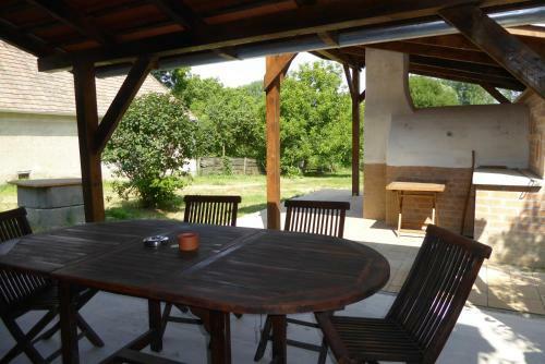 Hostal Vend�gh�z A K�t Toronyhoz