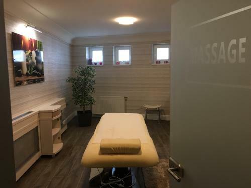Nimr�d Hotel �s �tterem