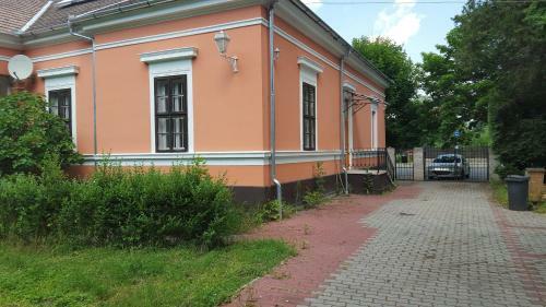 Hostal Di�kfogad�