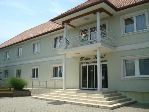 Major Hotel �s Pal�c Apartmanh�z