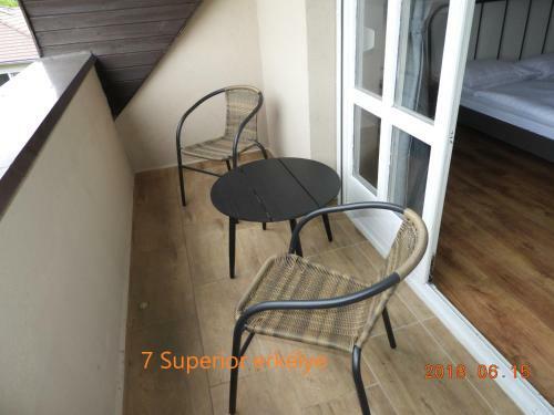 Hostal Joga Inn & Room