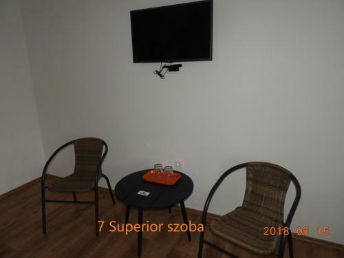 Hostal Joga Inn & Room
