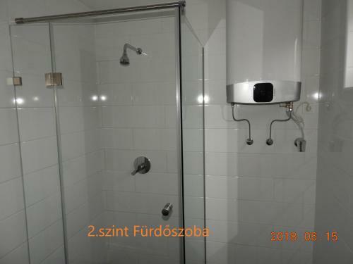 Hostal Joga Inn & Room