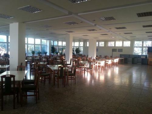Albergue Soproni Szakk�pz�si Centrum Koll�giuma