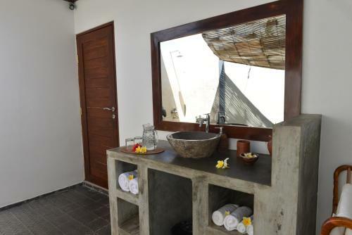 Soka Amed Beach