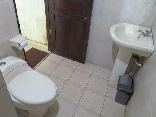 Hostal Kubuku Homestay