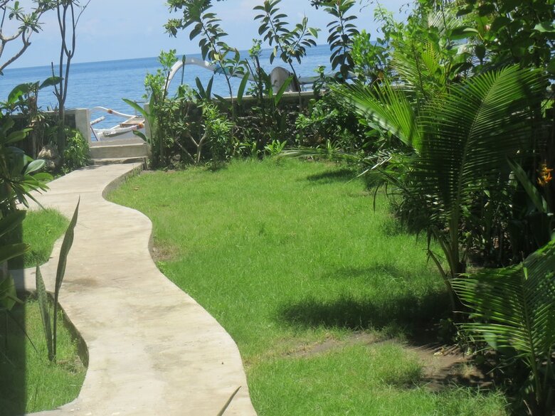Hostal Amed Sari Beach Guesthouse