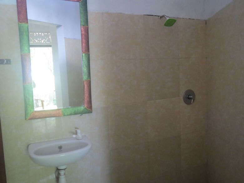Hostal Amed Sari Beach Guesthouse