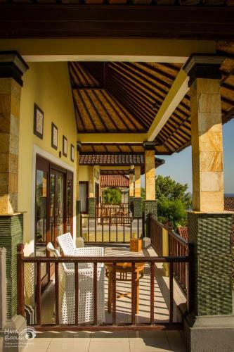 Beten Waru Bungalow And Restaurant