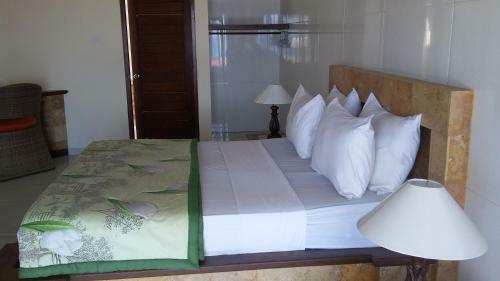 Barong Cafe Bungalow And Restaurant