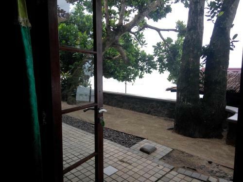 Apartamentos Lippo Carita Selatan
