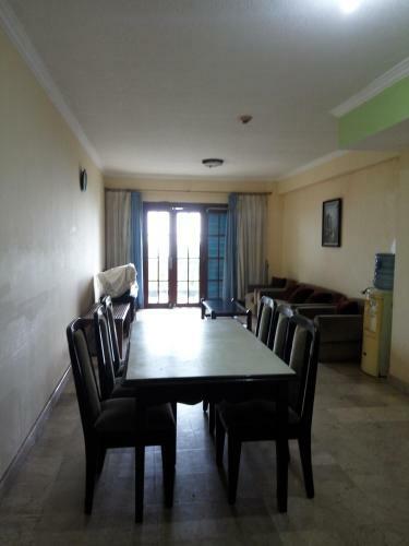 Apartamentos Lippo Carita Selatan