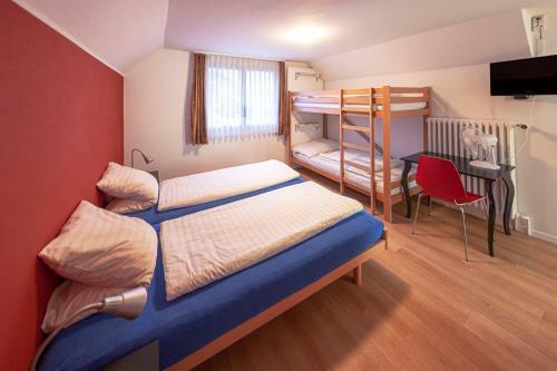 Albergue Hirschen Backpackers.hotel.pub