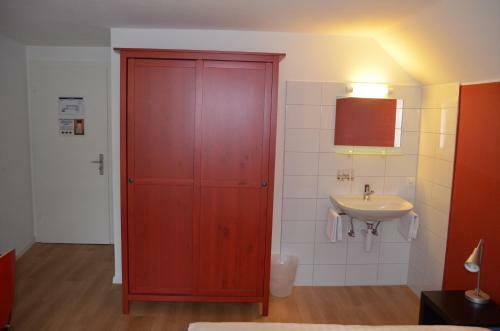 Albergue Hirschen Backpackers.hotel.pub