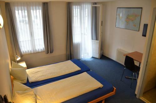 Albergue Hirschen Backpackers.hotel.pub