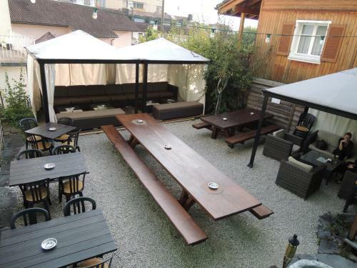 Albergue Hirschen Backpackers.hotel.pub