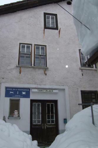 Albergue Gasthaus Pension Zum Turm
