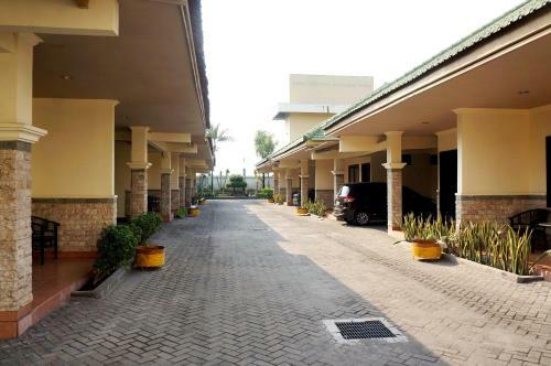 Adisurya Hotel