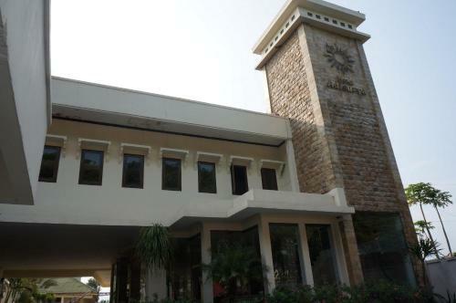 Adisurya Hotel