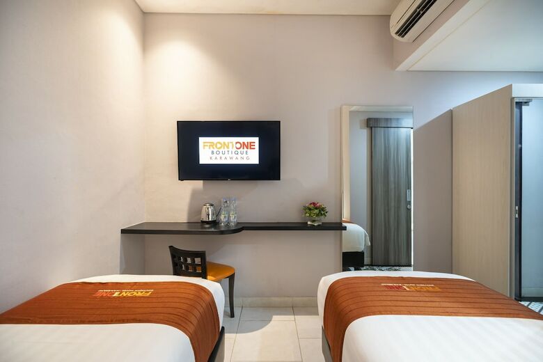 Hotel Front One Boutique Karawang